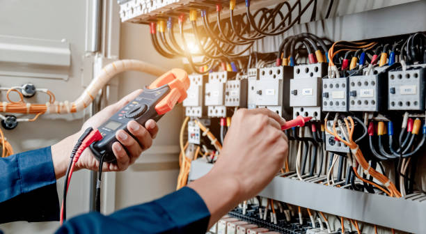 Best Circuit Breaker Repair  in Crooked Lake Park, FL