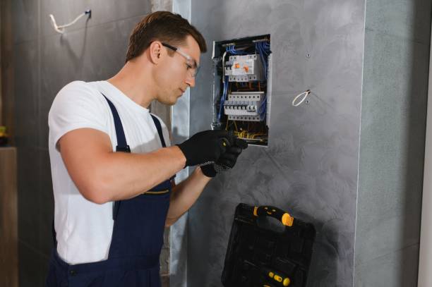 Best Emergency Electrical Repair  in Crooked Lake Park, FL