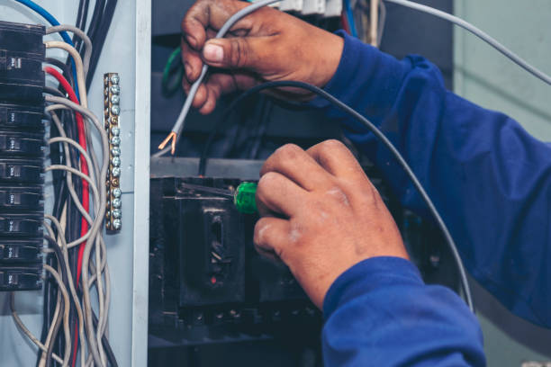 Best Best Electricians Near Me  in Crooked Lake Park, FL